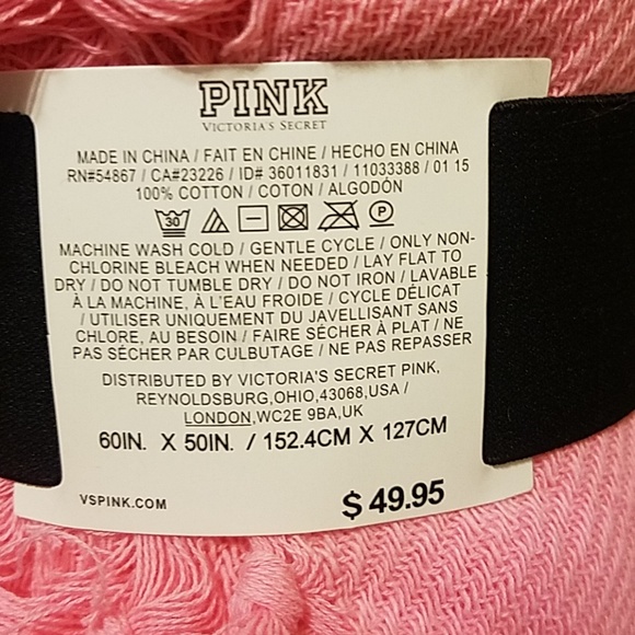 VS PINK Beach Blanket NWT - Picture 4 of 4
